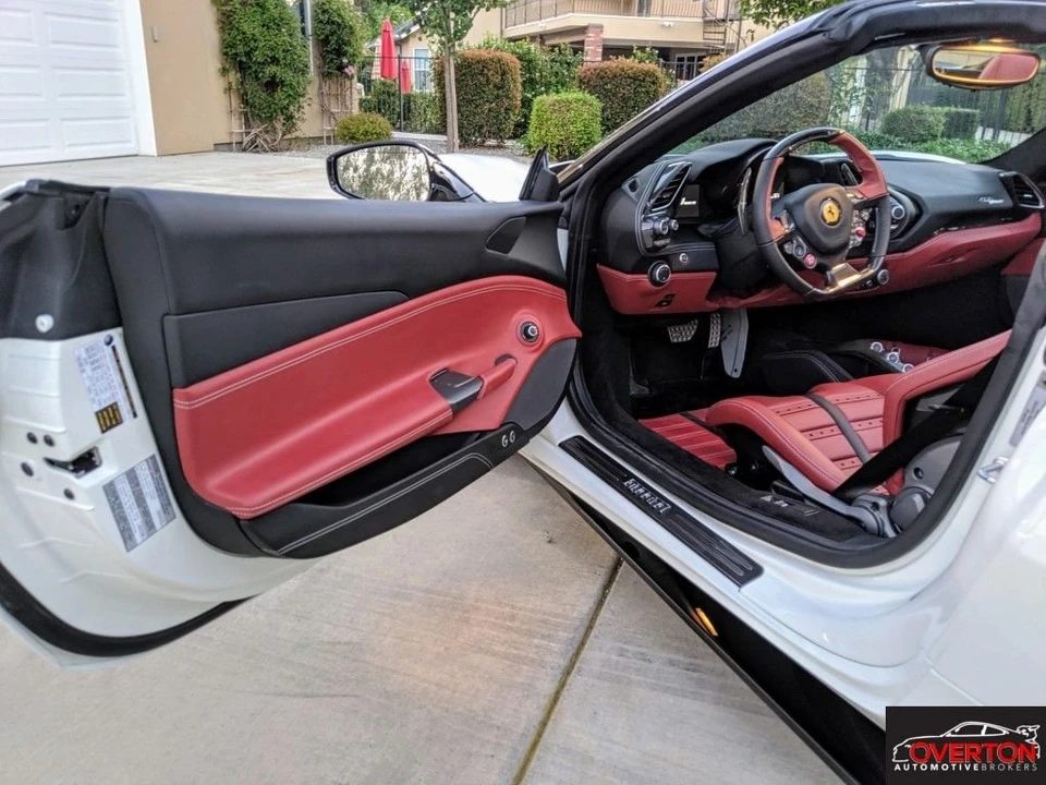 2018 Ferrari 488 Spider - Image 12 of 16