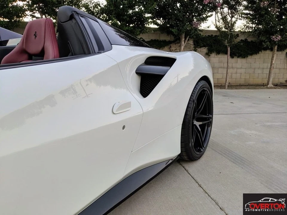 2018 Ferrari 488 Spider - Image 15 of 16