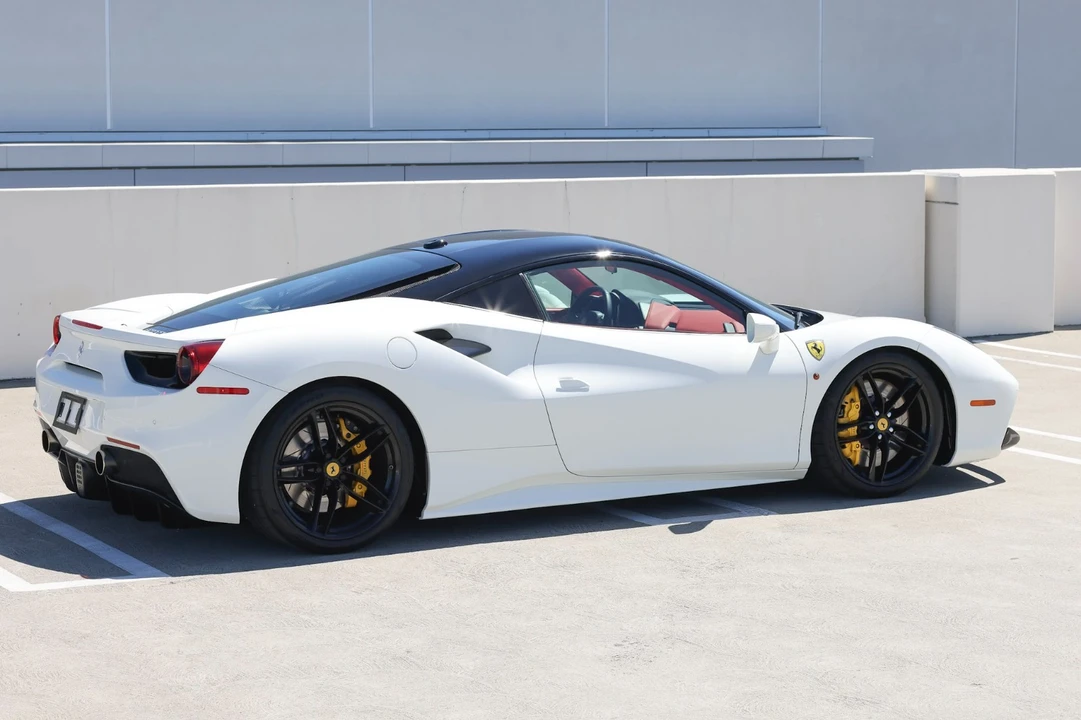 2018 Ferrari 488 GTB - Image 6 of 21