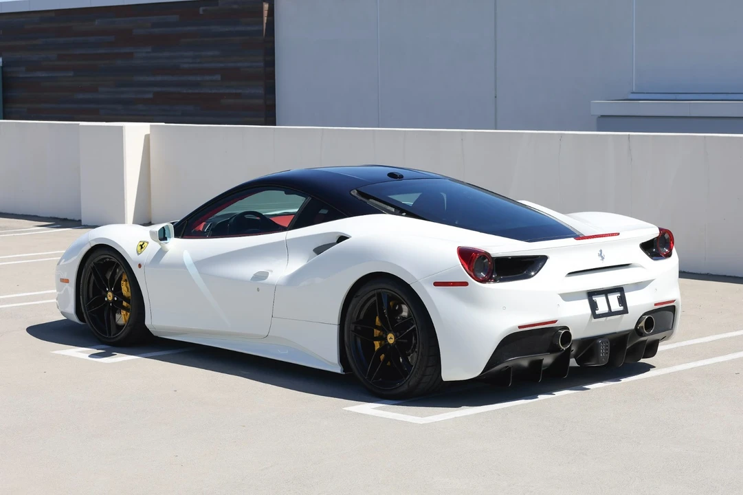2018 Ferrari 488 GTB - Image 10 of 21