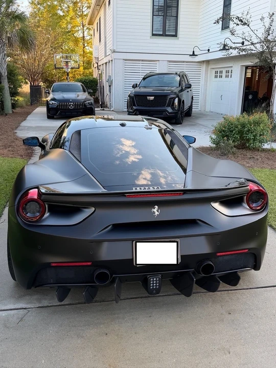 2018 Ferrari 488 - Image 9 of 18