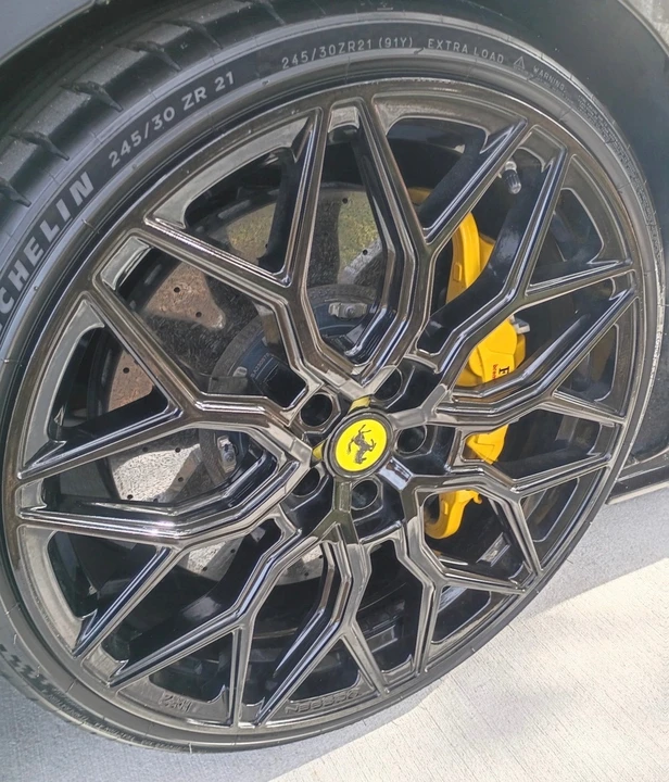 2018 Ferrari 488 - Image 17 of 18
