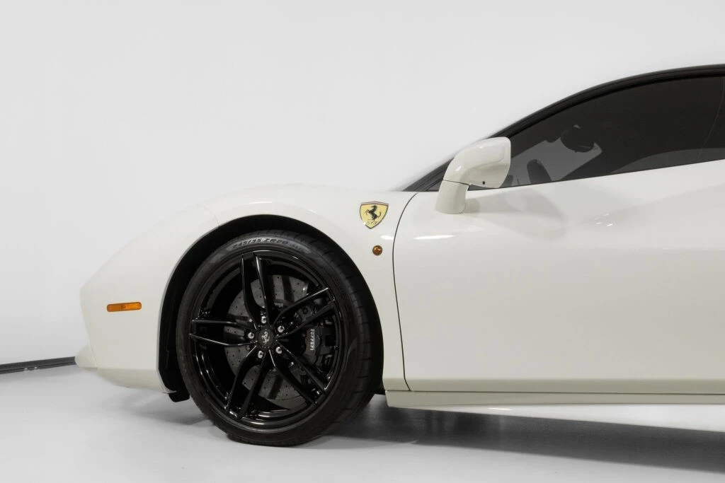 2018 Ferrari 488 - Image 15 of 21