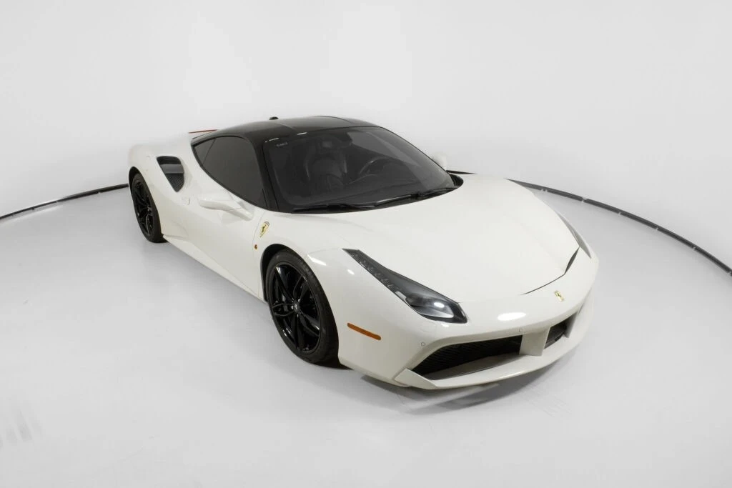 2018 Ferrari 488 - Image 12 of 21