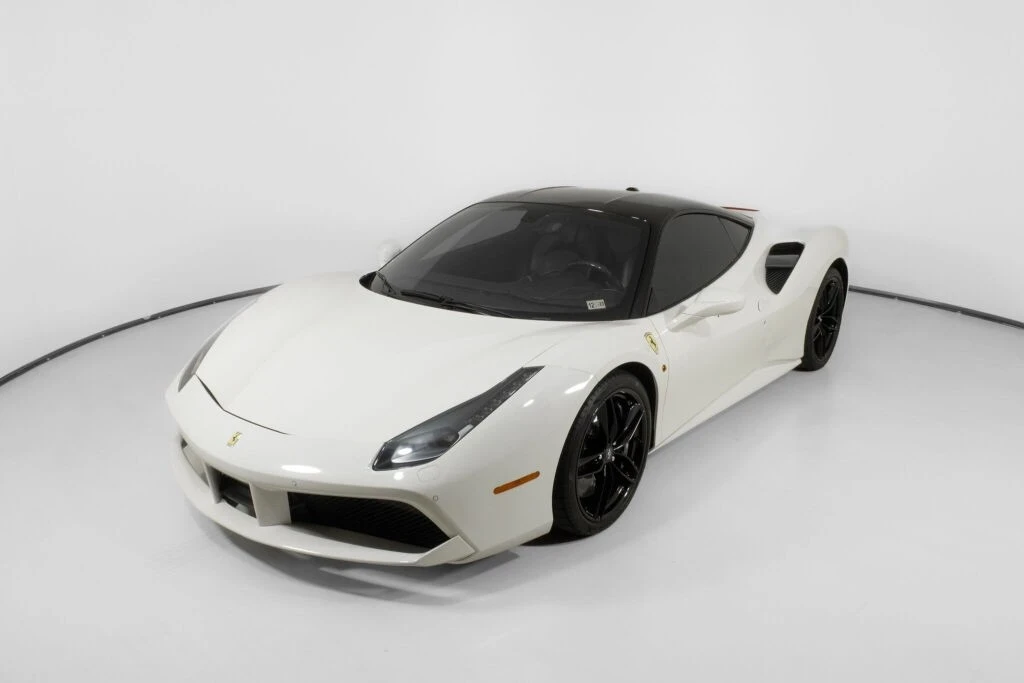 2018 Ferrari 488 - Image 2 of 21