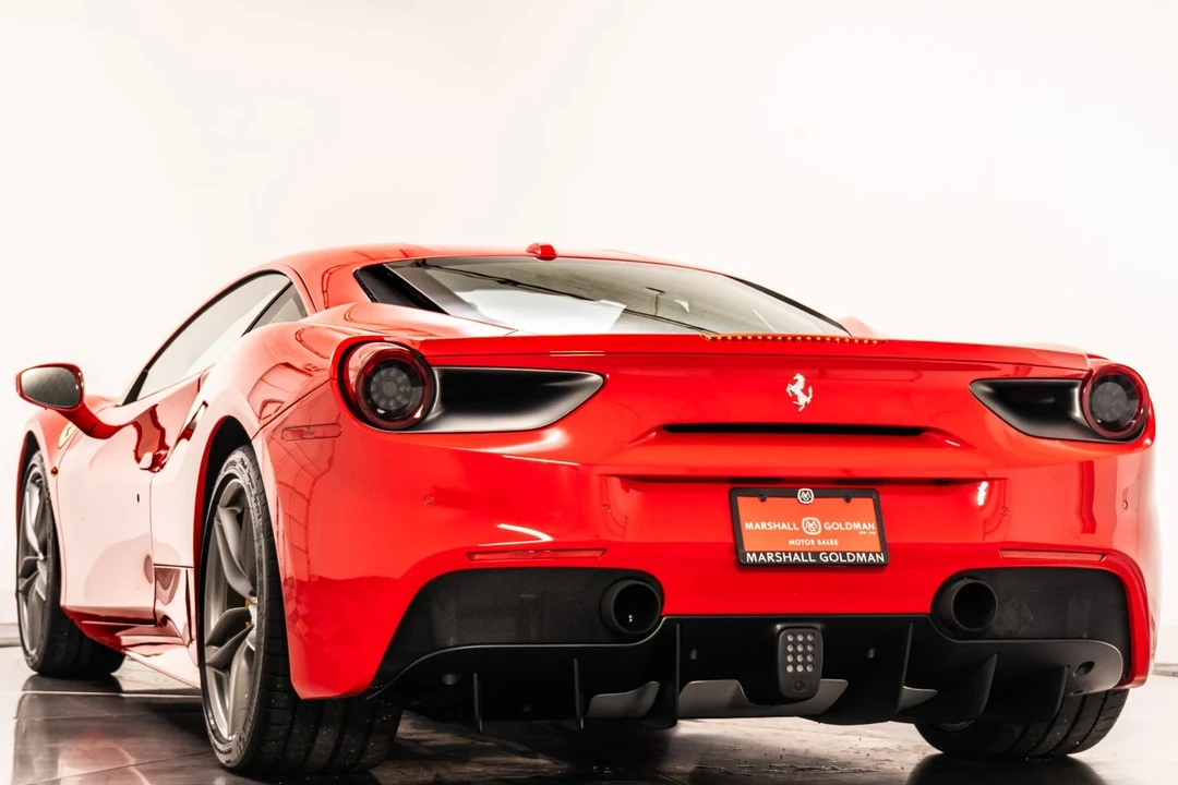 2018 Ferrari 488 GTB - Image 7 of 12