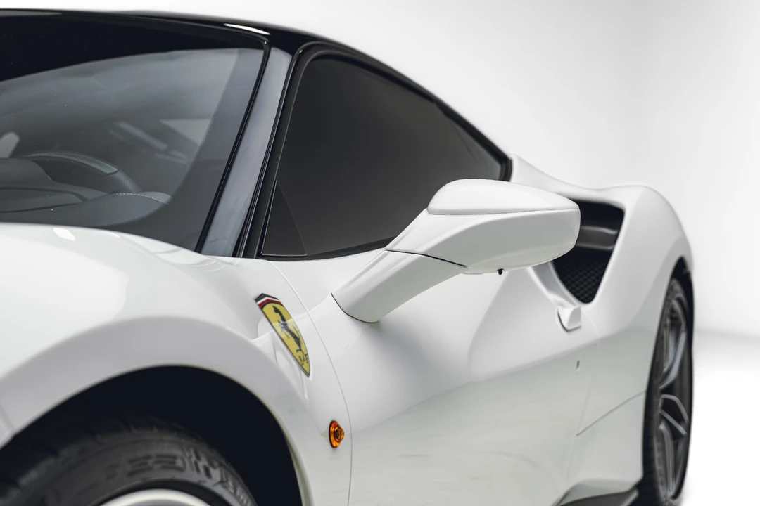 2018 Ferrari 488 - Image 13 of 31