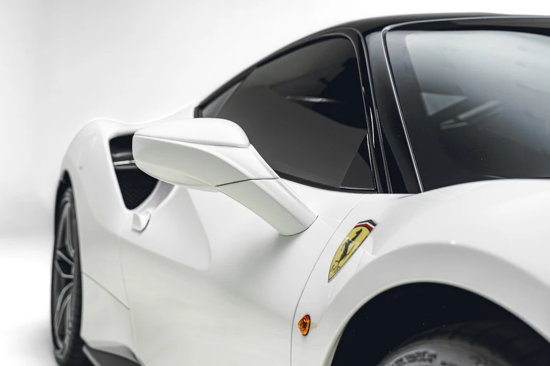 2018 Ferrari 488 - Image 12 of 31