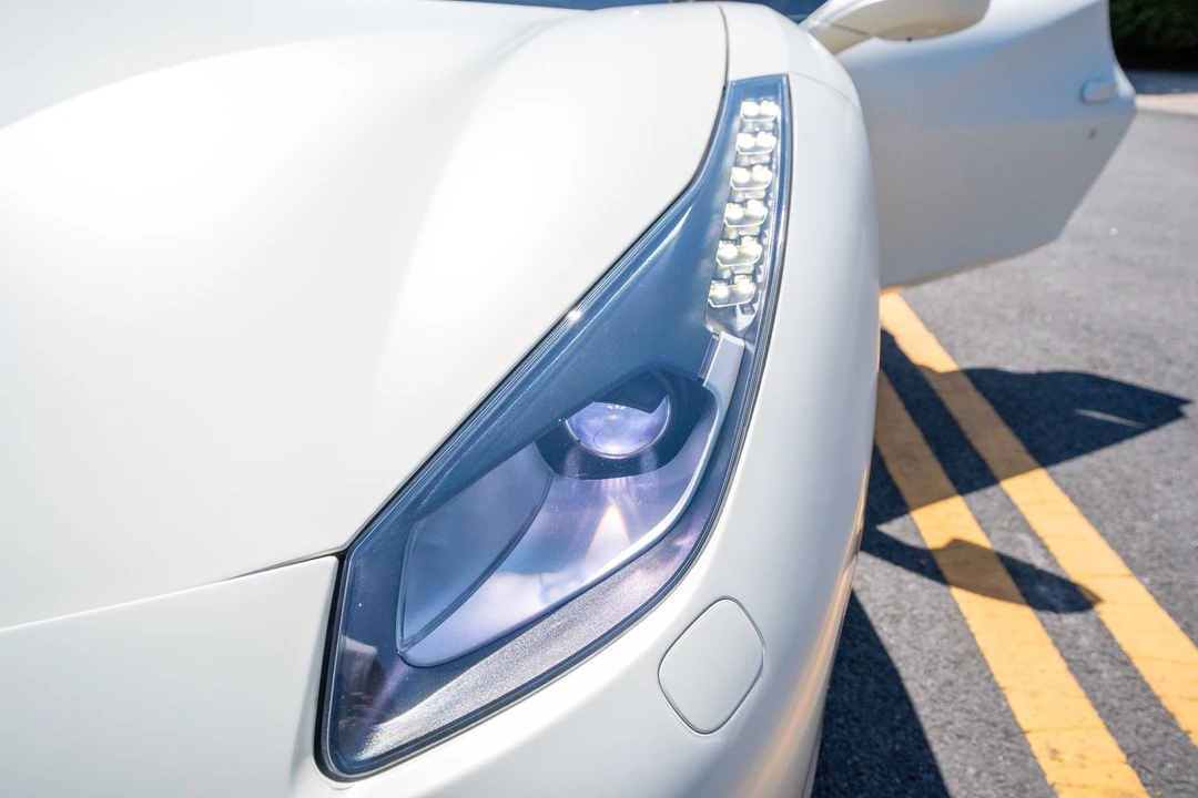 2018 Ferrari 488 - Image 12 of 31