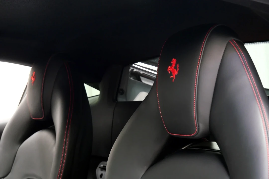 2018 Ferrari 488 - Image 16 of 21