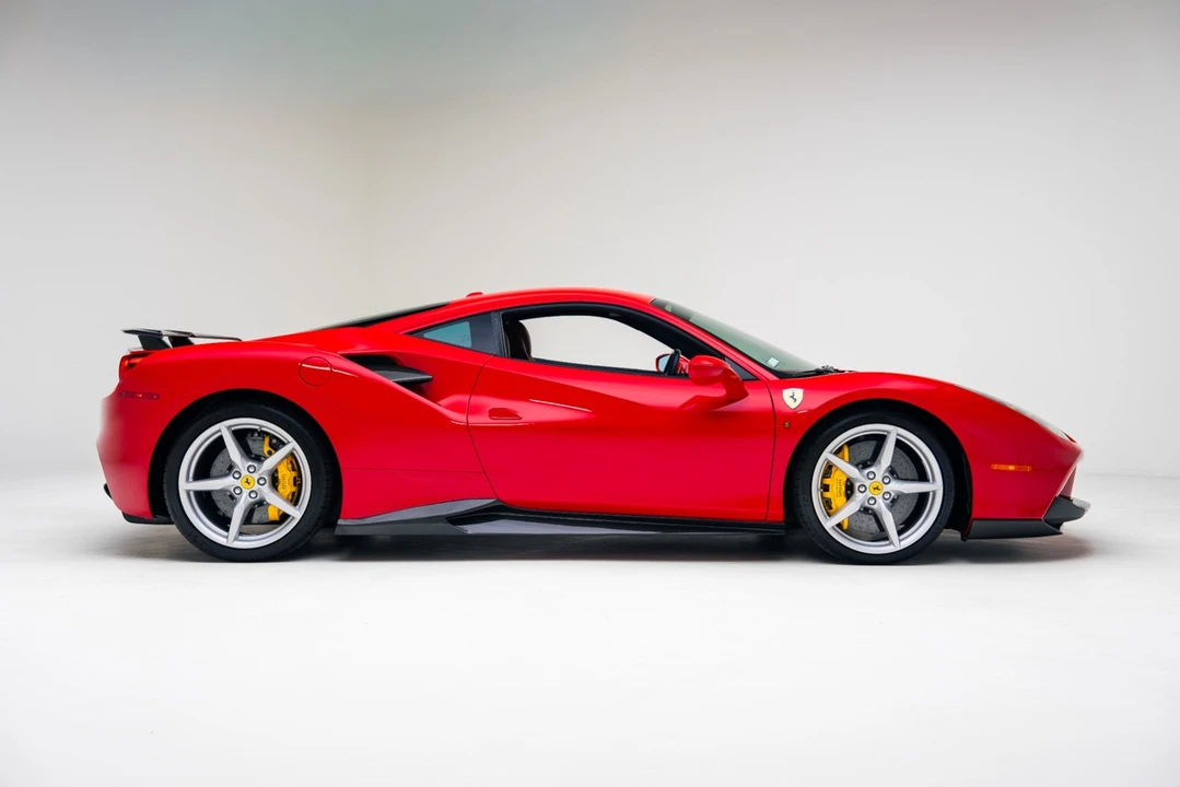 2018 Ferrari 488 GTB - Image 3 of 12