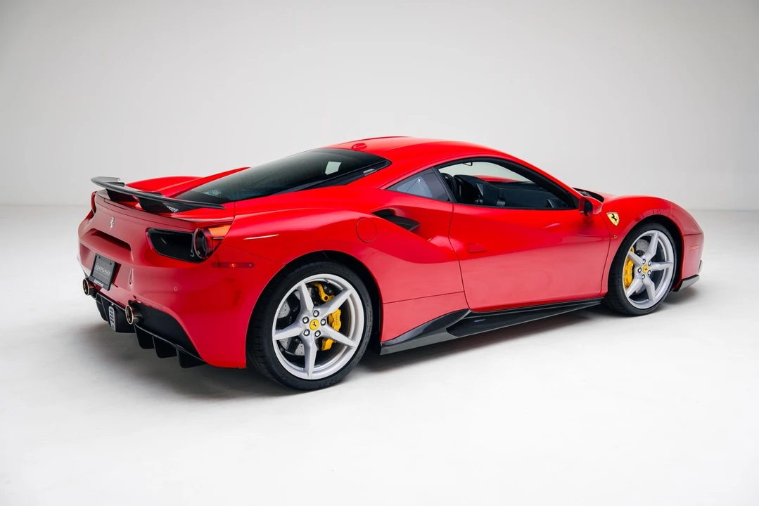 2018 Ferrari 488 GTB - Image 5 of 12