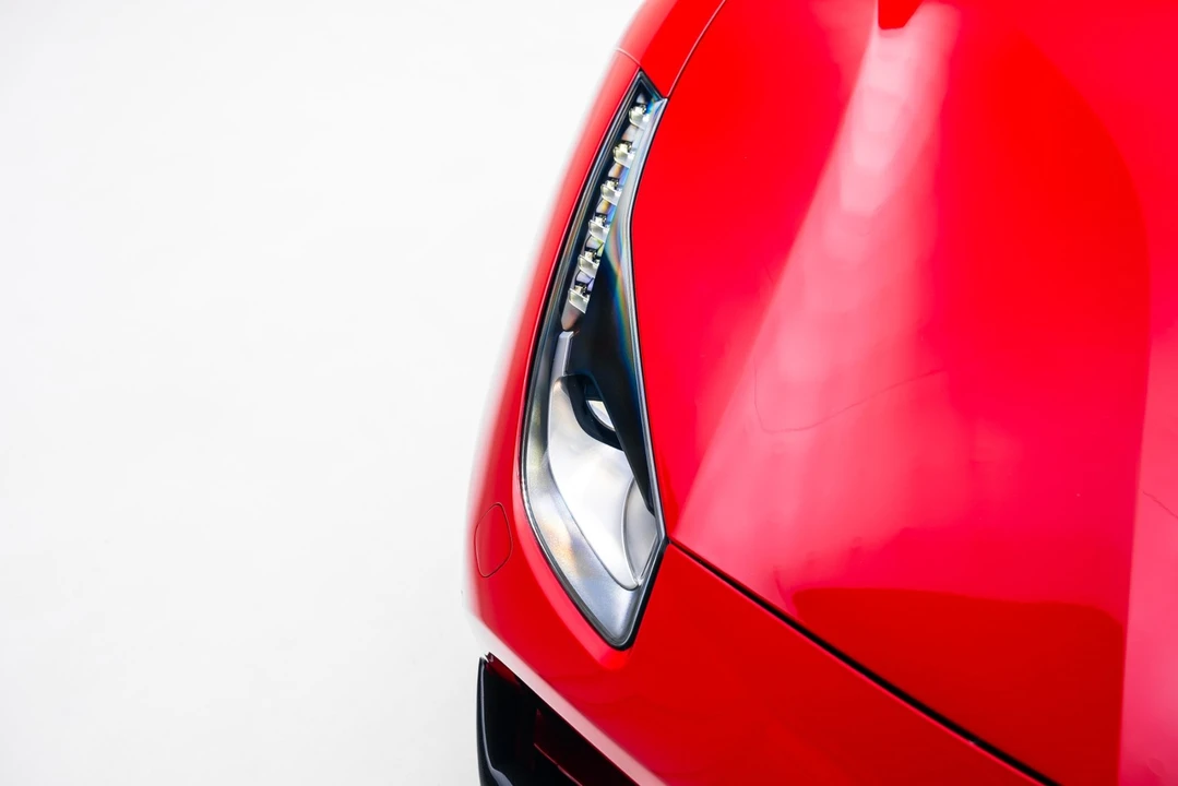 2018 Ferrari 488 GTB - Image 11 of 12