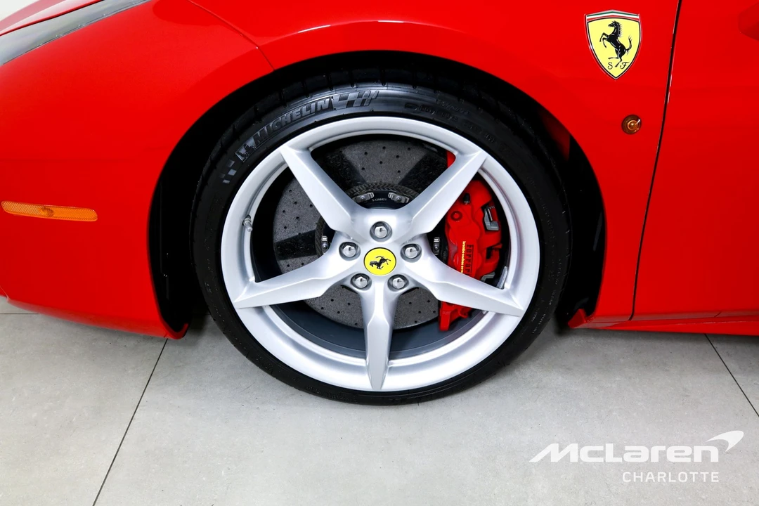 2018 Ferrari 488 - Image 30 of 31