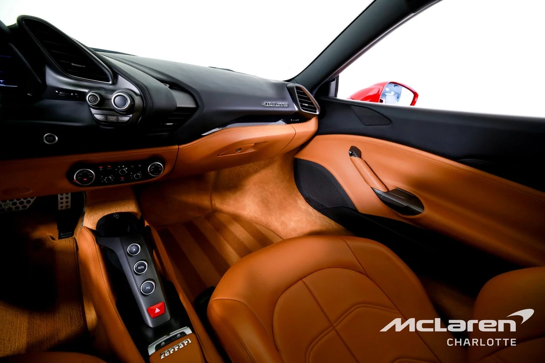 2018 Ferrari 488 - Image 15 of 31
