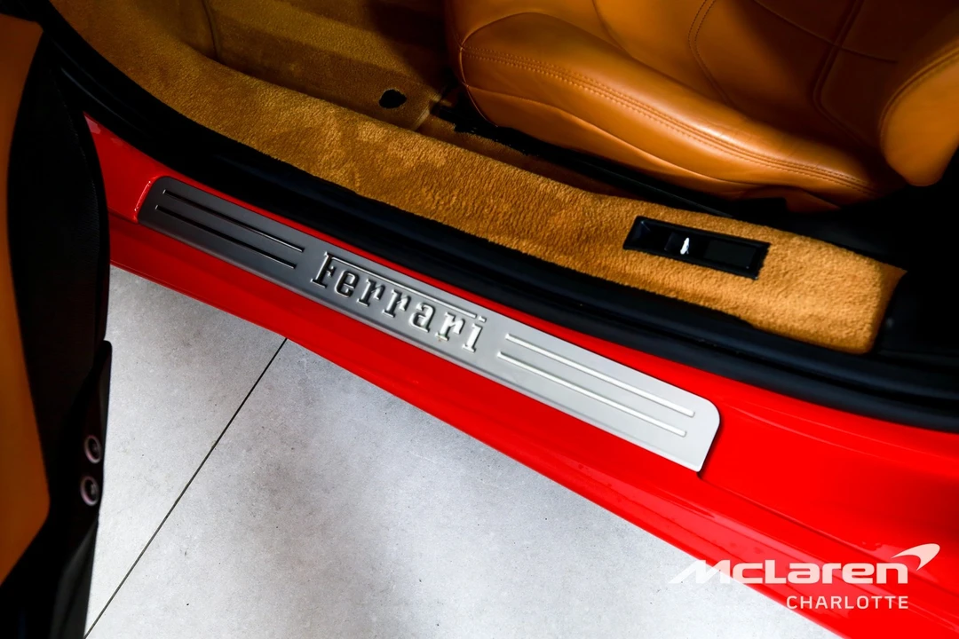 2018 Ferrari 488 - Image 16 of 31