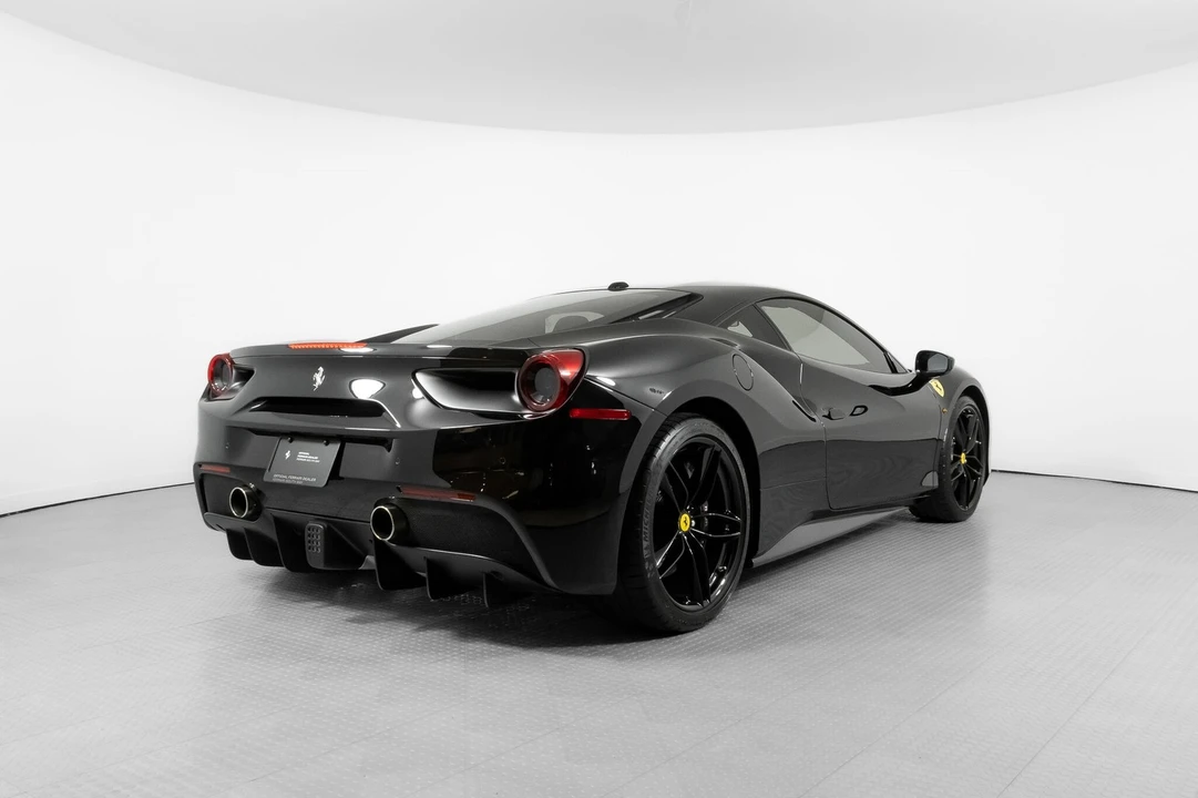2018 Ferrari 488 GTB - Image 2 of 12
