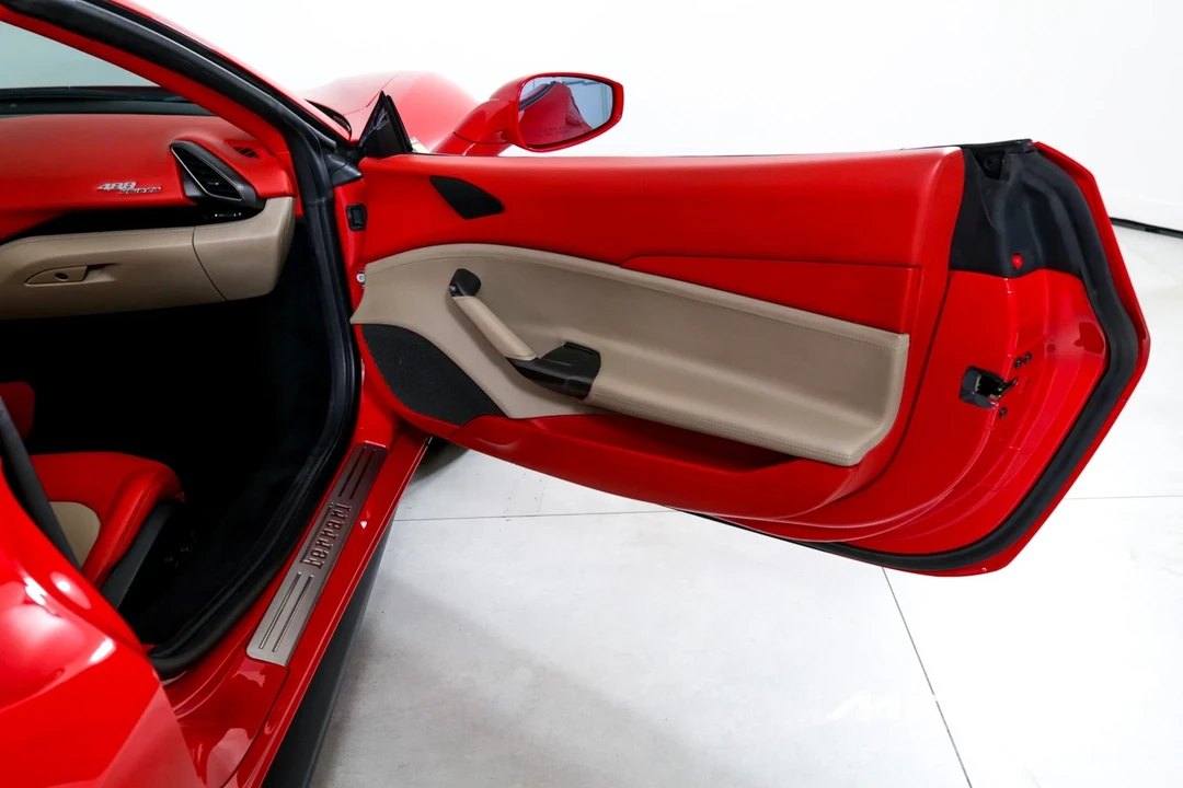 2018 Ferrari 488 - Image 20 of 21