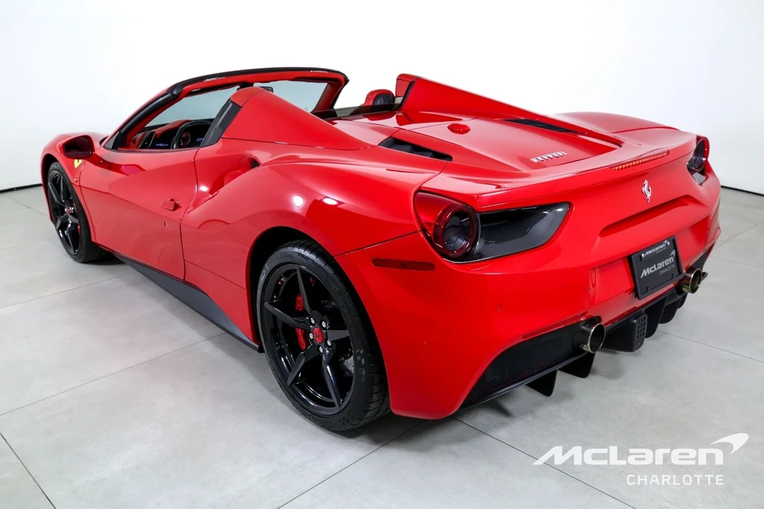 2018 Ferrari 488 - Image 7 of 12