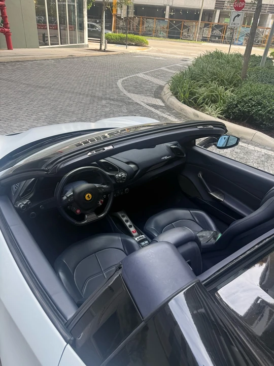2018 Ferrari 488 - Image 19 of 21