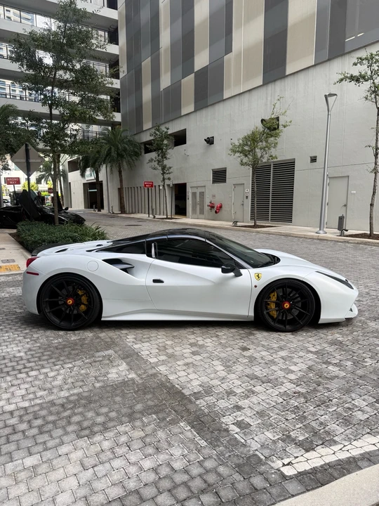2018 Ferrari 488 - Image 13 of 21