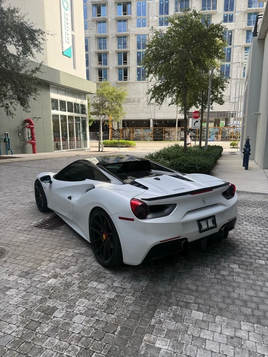 2018 Ferrari 488 - Image 14 of 21
