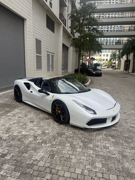 2018 Ferrari 488 - Image 6 of 21