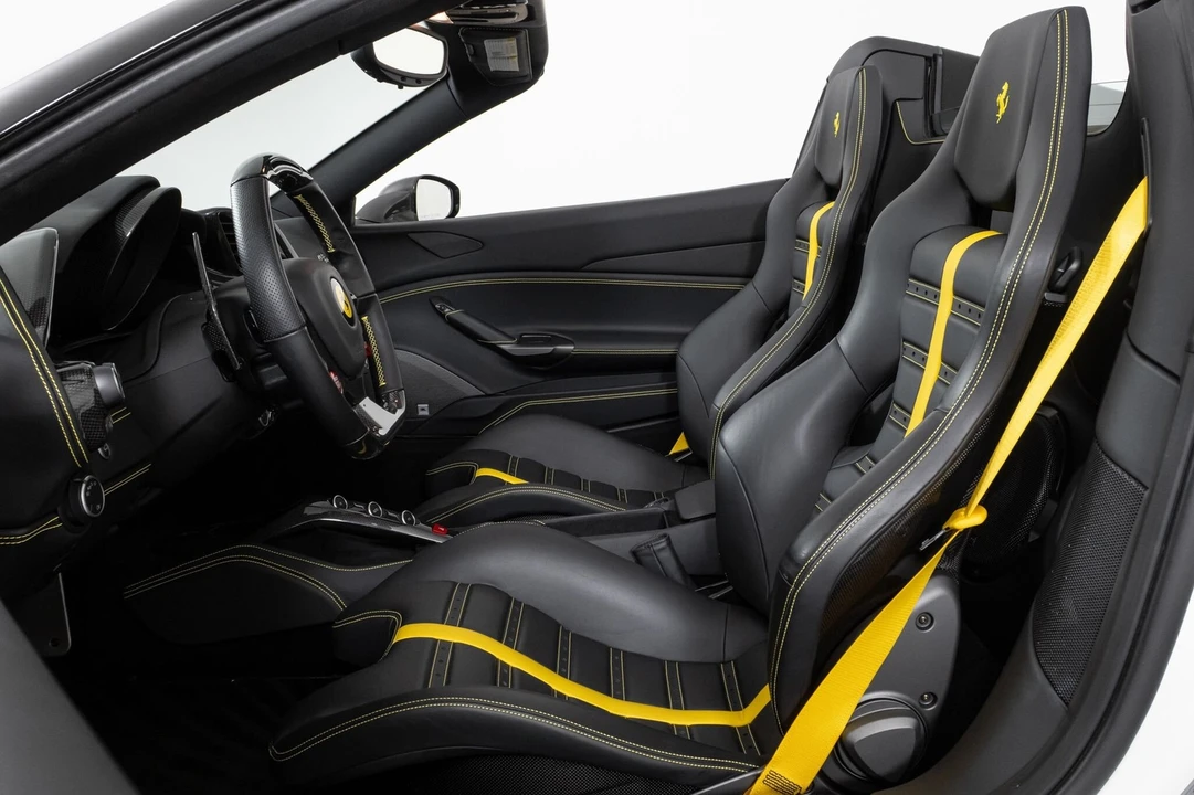 2018 Ferrari 488 - Image 4 of 12