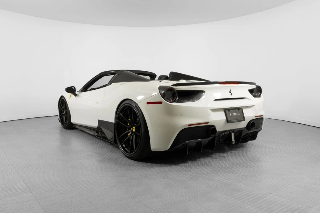 2018 Ferrari 488 - Image 8 of 12