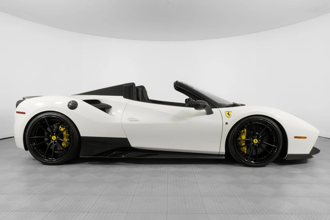 2018 Ferrari 488 - Image 11 of 12