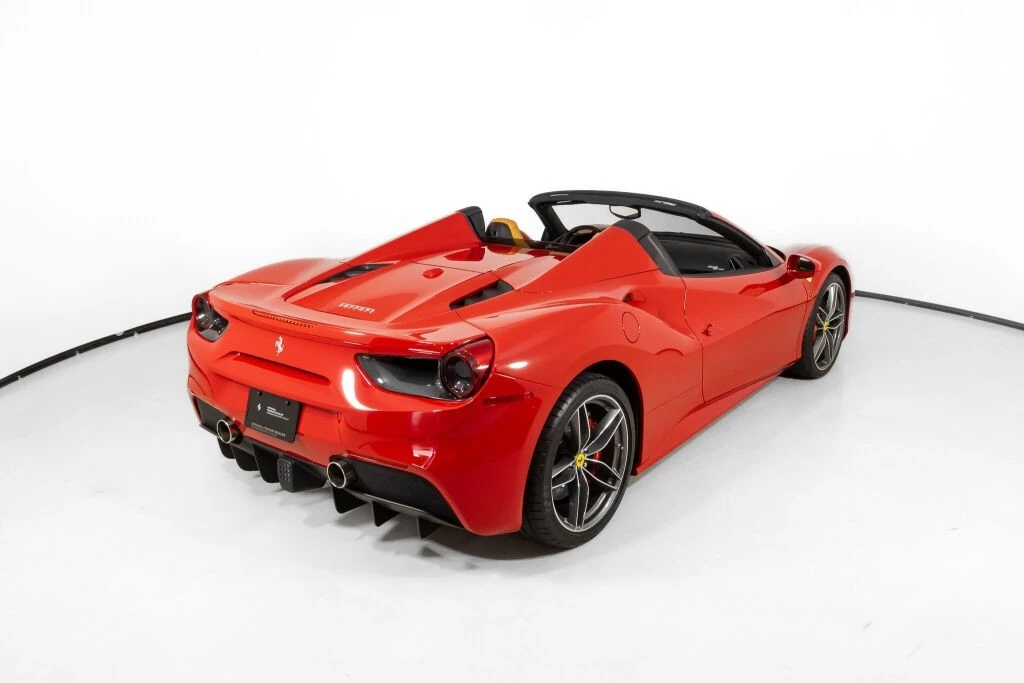 2018 Ferrari 488 GTB - Image 9 of 21