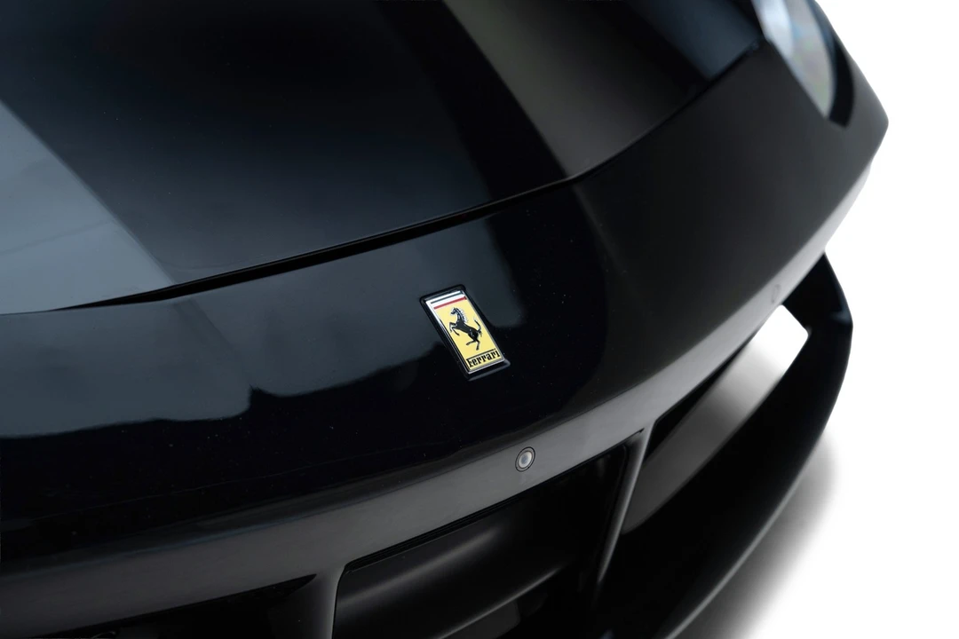 2018 Ferrari 488 - Image 14 of 31