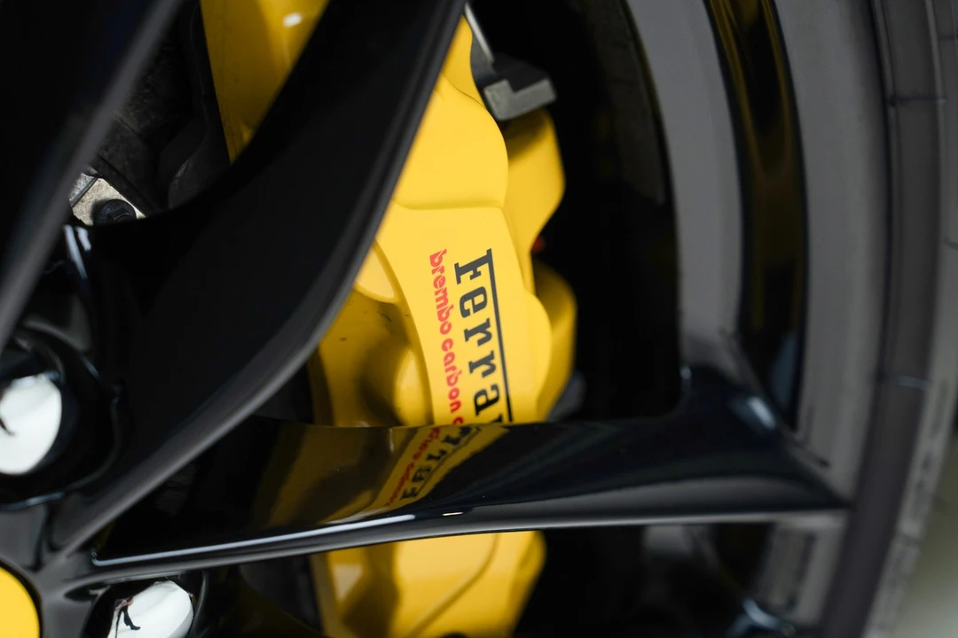 2018 Ferrari 488 - Image 28 of 31