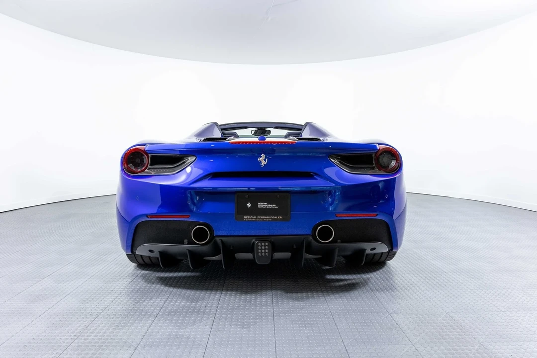 2018 Ferrari 488 - Image 7 of 12
