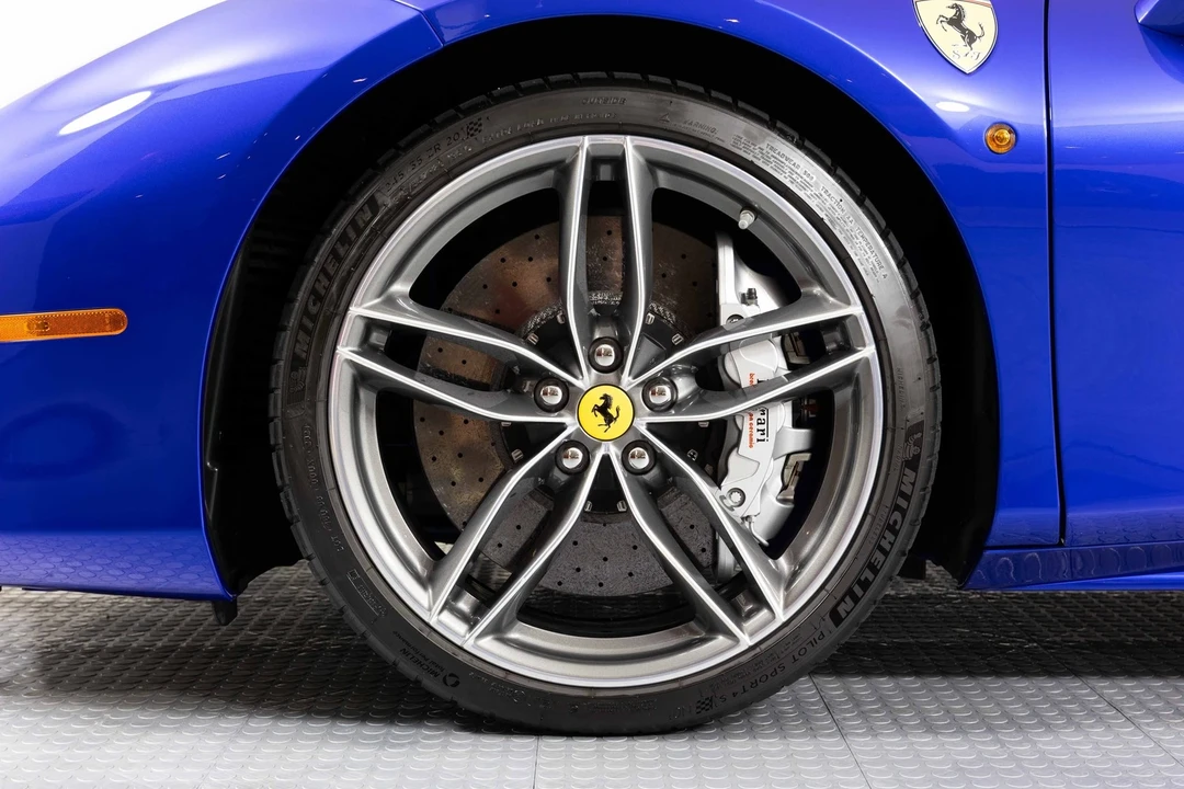 2018 Ferrari 488 GTB - Image 13 of 21