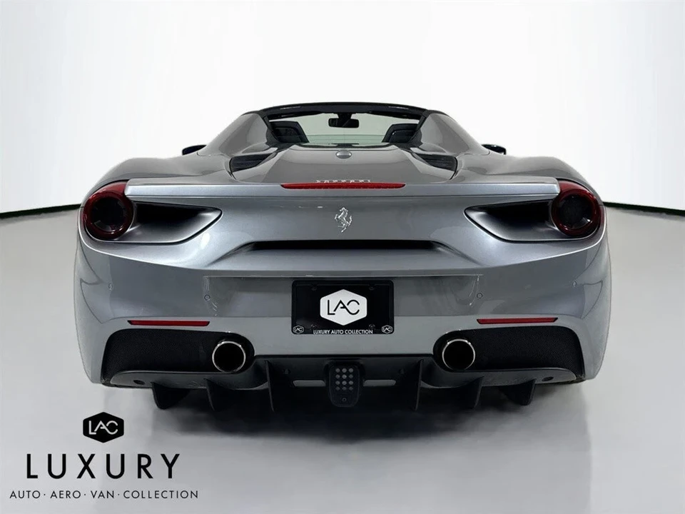 2018 Ferrari 488 - Image 5 of 12