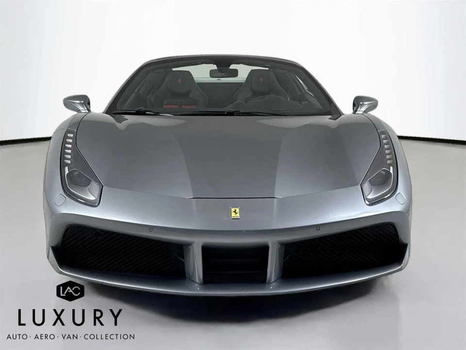 2018 Ferrari 488 - Image 10 of 12