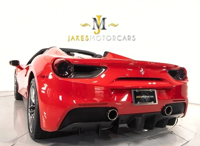 2018 Ferrari 488 GTB - Image 8 of 21