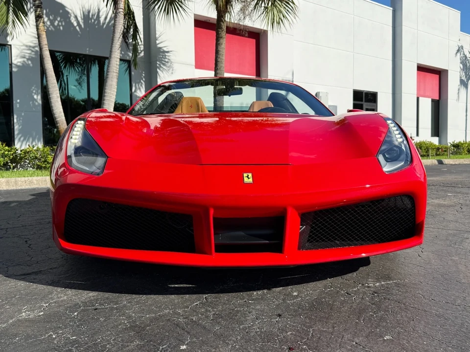 2018 Ferrari 488 - Image 6 of 21