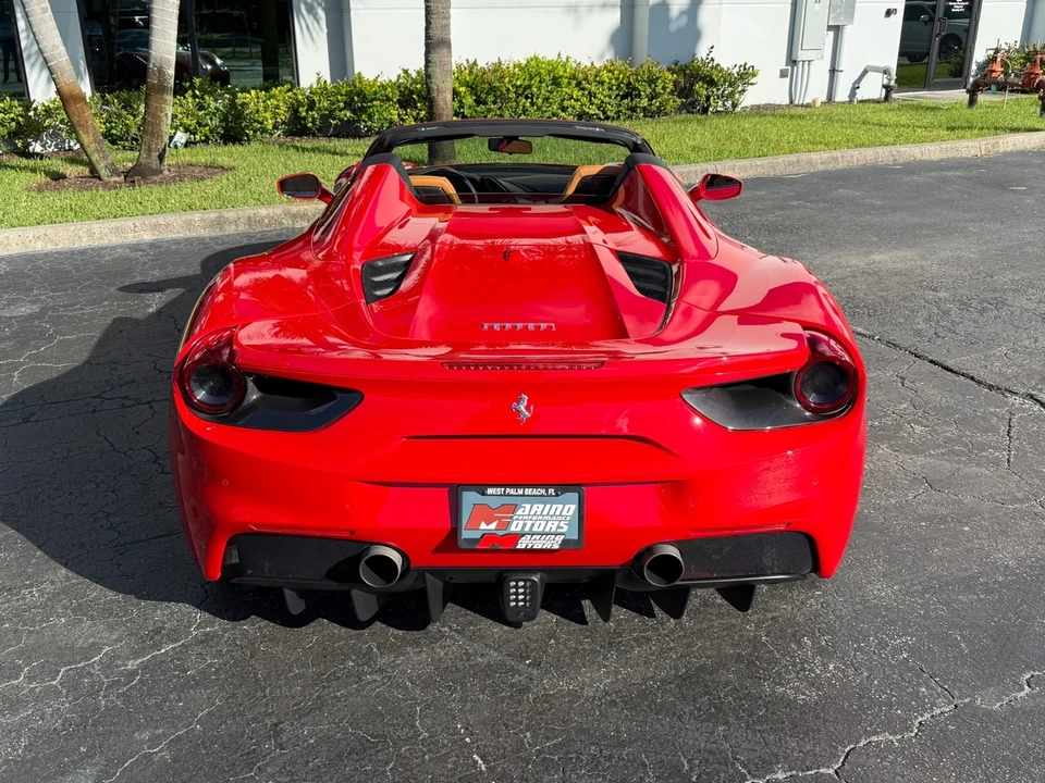 2018 Ferrari 488 - Image 20 of 21