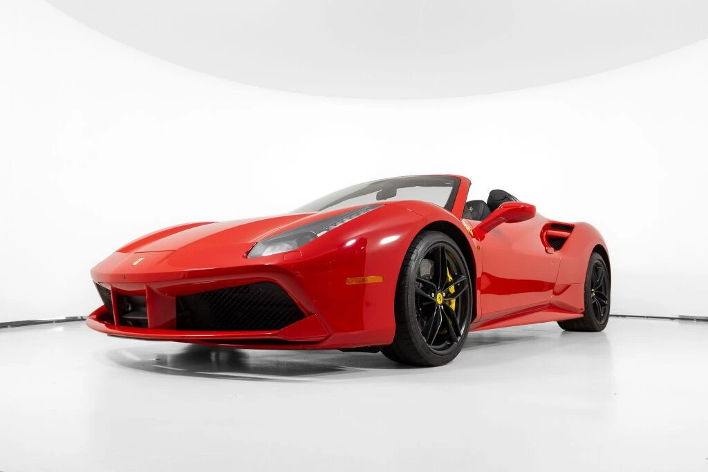 2018 Ferrari 488 - Image 13 of 31