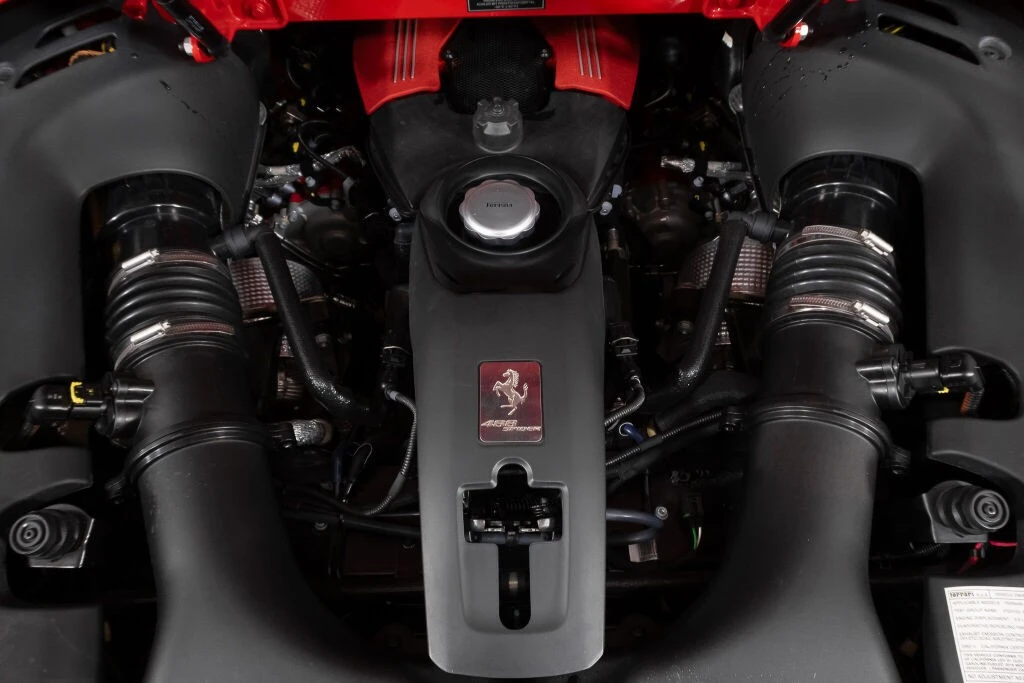 2018 Ferrari 488 - Image 19 of 31