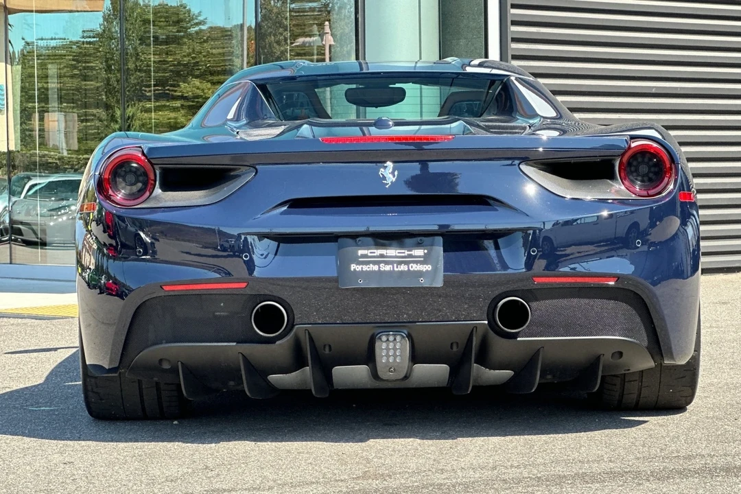 2018 Ferrari 488 - Image 7 of 21