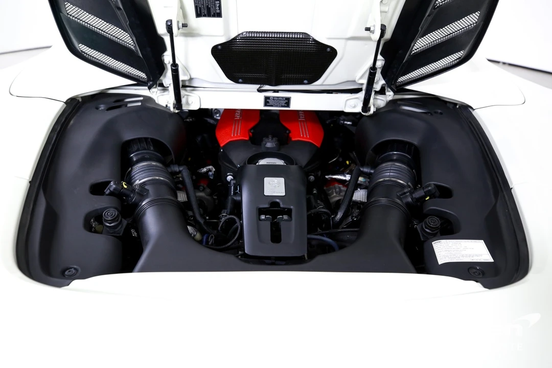 2018 Ferrari 488 - Image 29 of 31