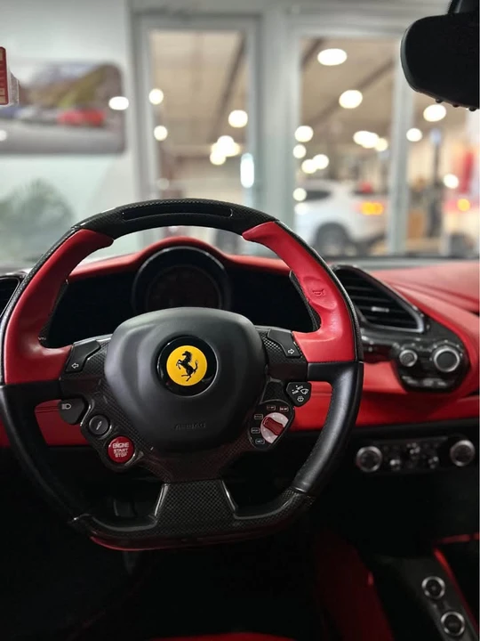 2018 Ferrari 488 - Image 7 of 9