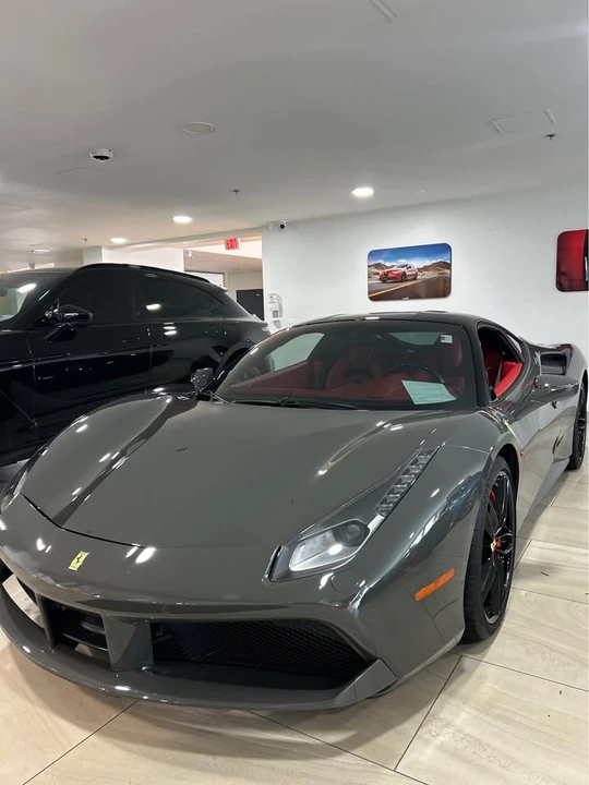 2018 Ferrari 488 - Image 2 of 9