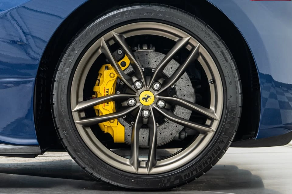 2018 Ferrari 488 GTB - Image 7 of 16