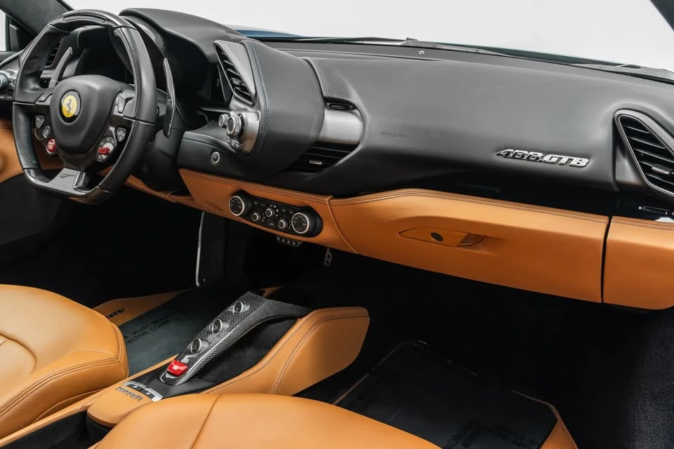 2018 Ferrari 488 GTB - Image 10 of 16