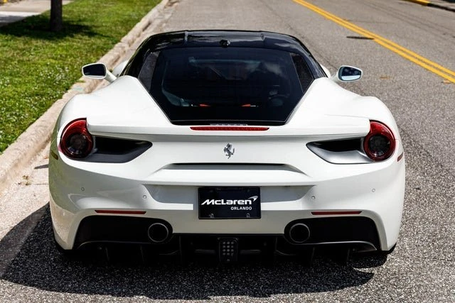 2018 Ferrari 488 GTB - Image 7 of 20