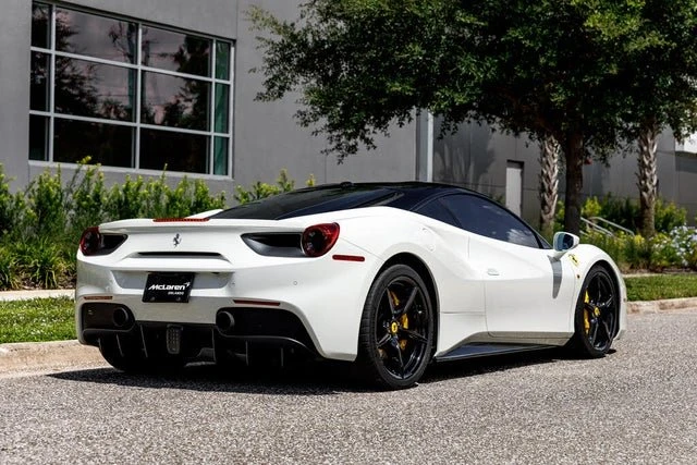 2018 Ferrari 488 GTB - Image 8 of 20